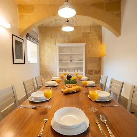 Rhan Holiday Villa San Lawrenz